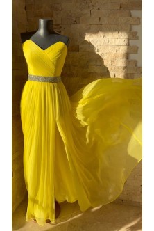 Rochie din voal natural galben, corset geometric cu fronseuri